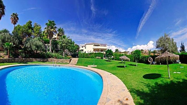 Bedroom, With A Share Bathroom In A Bed And Breakfast Place Malaga Bagian luar foto